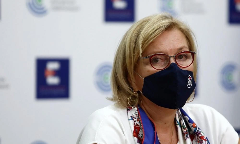 Γκάγκα για αντικαπνιστικό νόμο: Τα πρόστιμα εφαρμόζονται